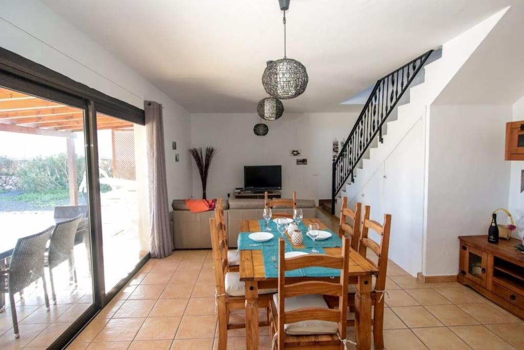 Villa En Zona Tranquila De Lajares Vista Calma Экстерьер фото