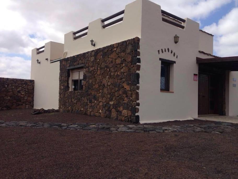 Villa En Zona Tranquila De Lajares Vista Calma Экстерьер фото